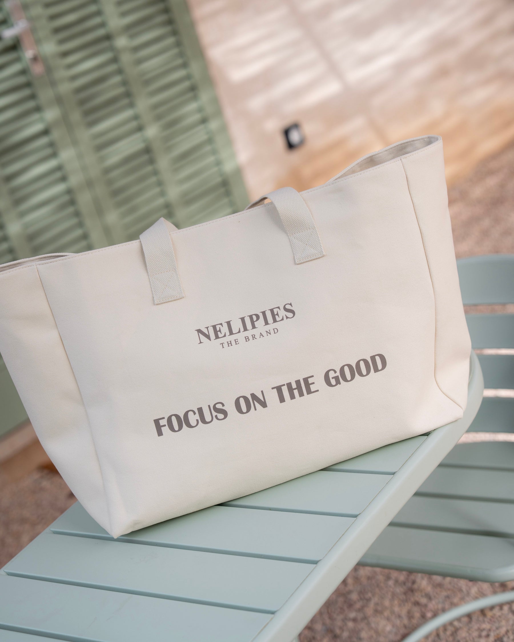 SHOPPER