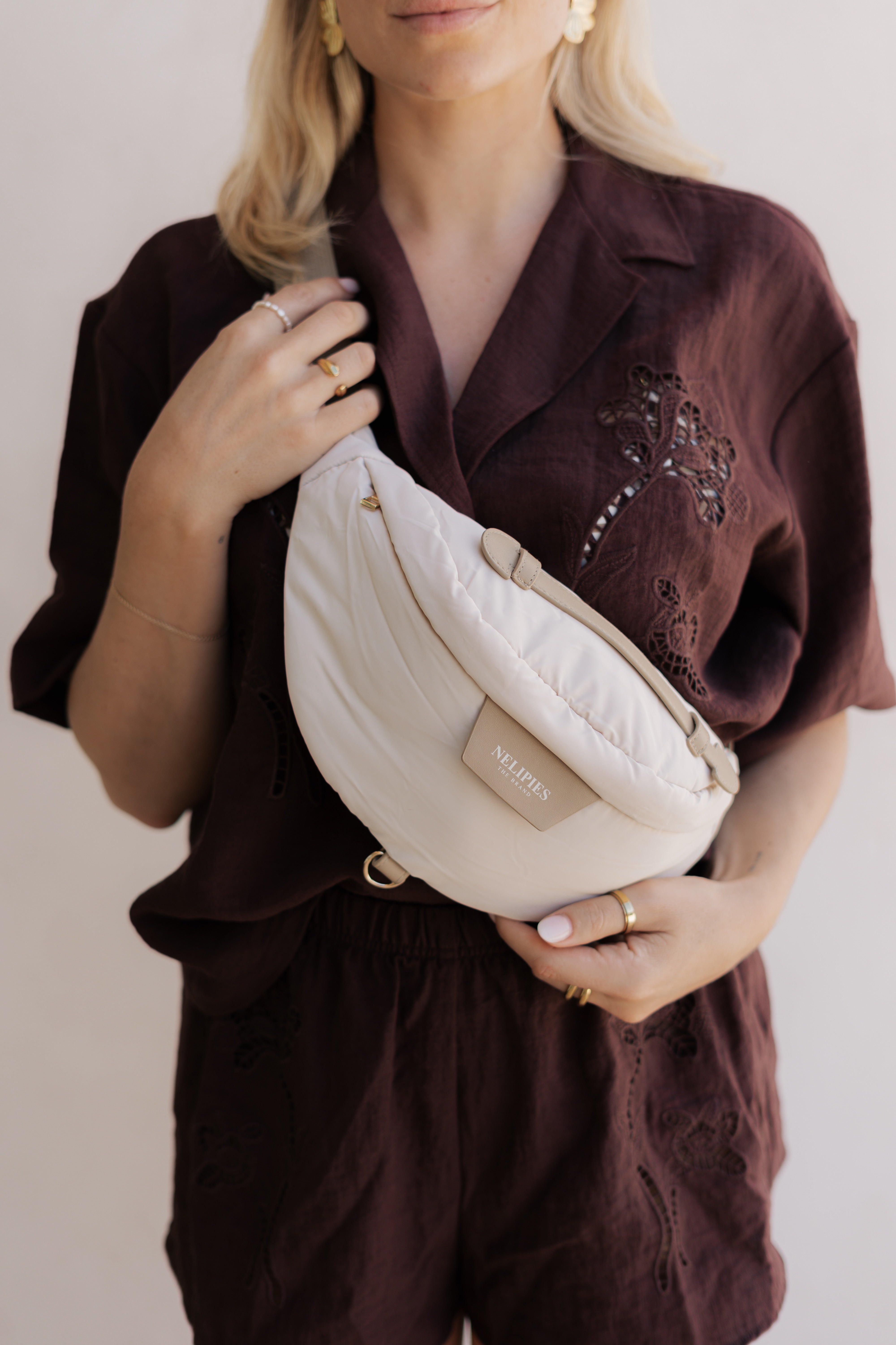 PUFFER BAUCHTASCHE CREME