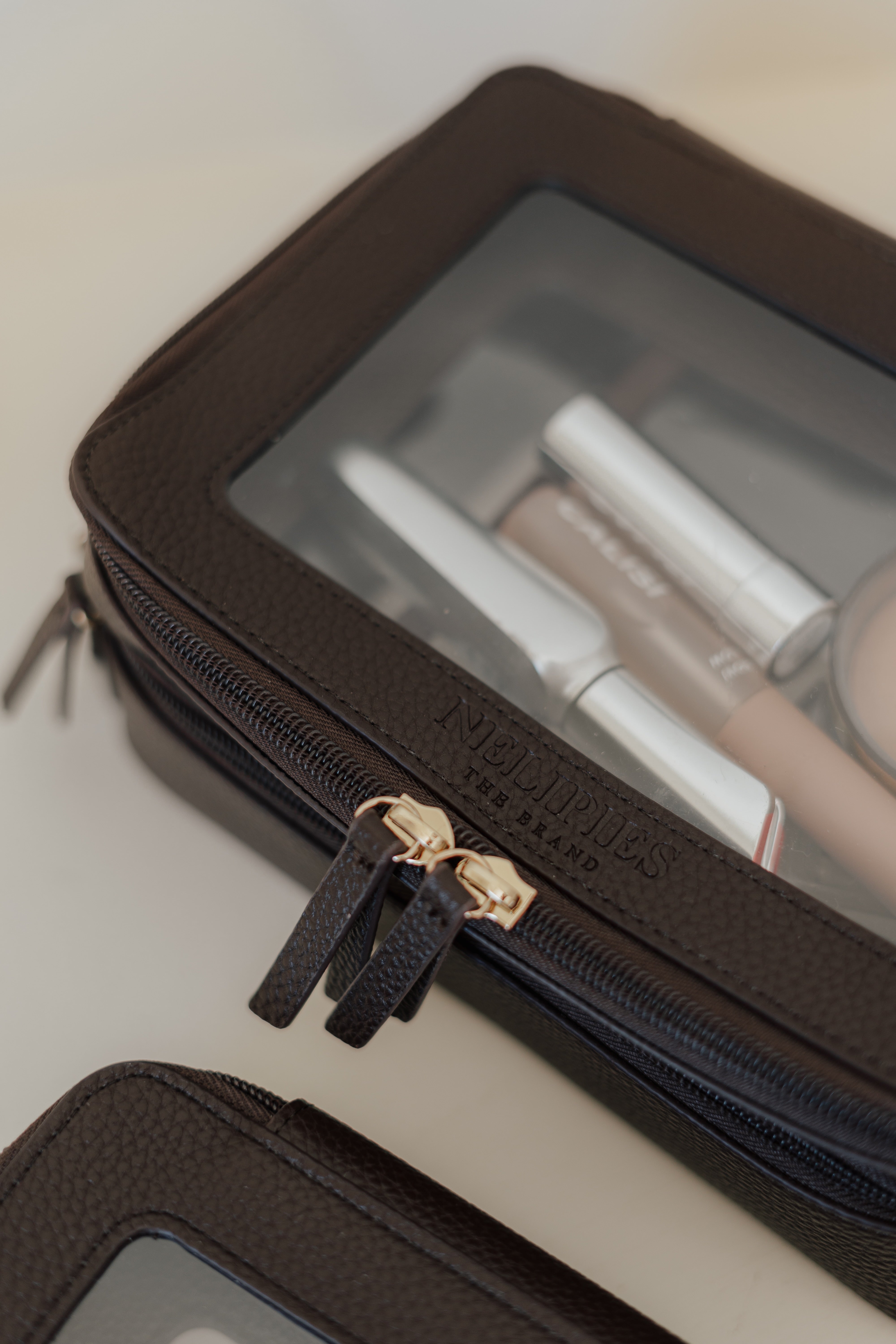 COSMETIC BAG SET BRAUN