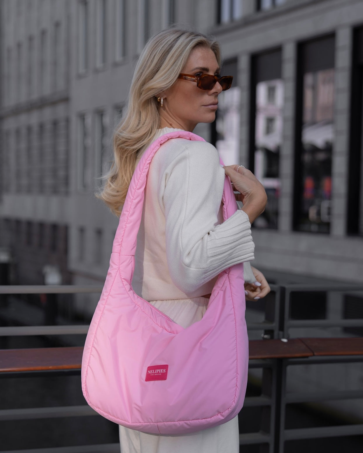 HALFMOON PUFFER BAG