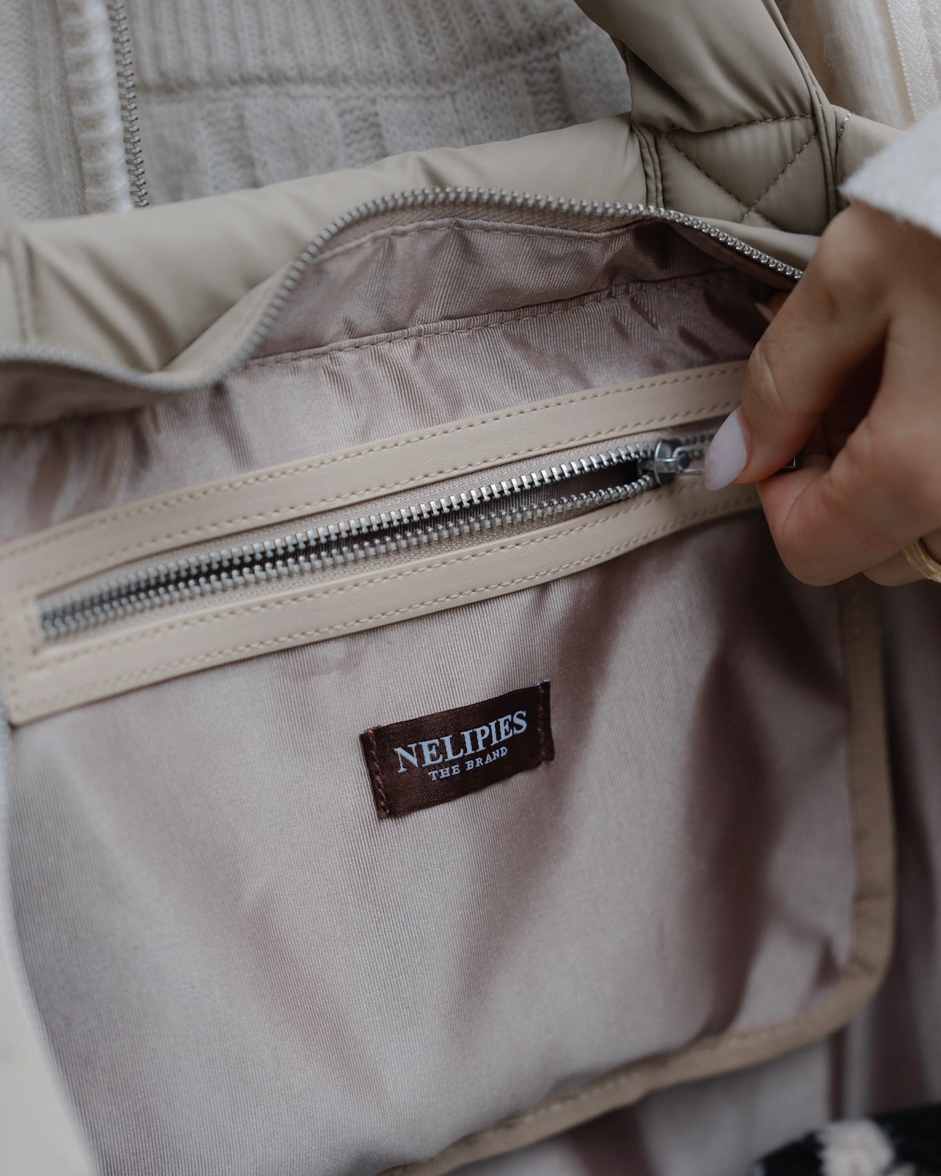 PUFFER BAG