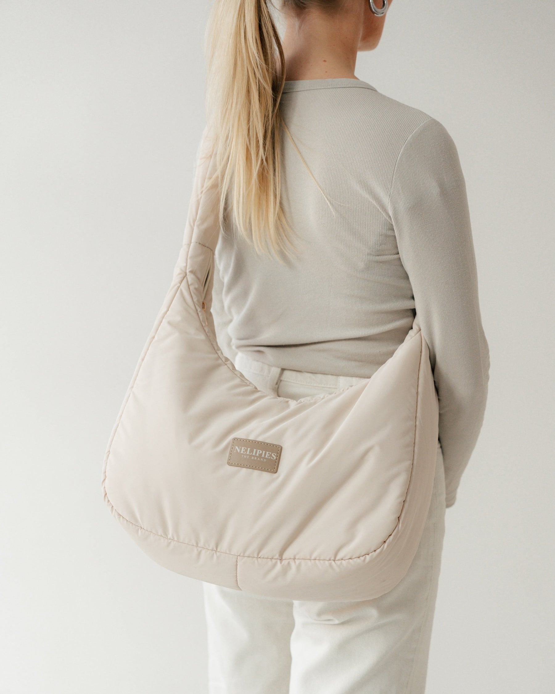 PUFFER HALFMOON BAG