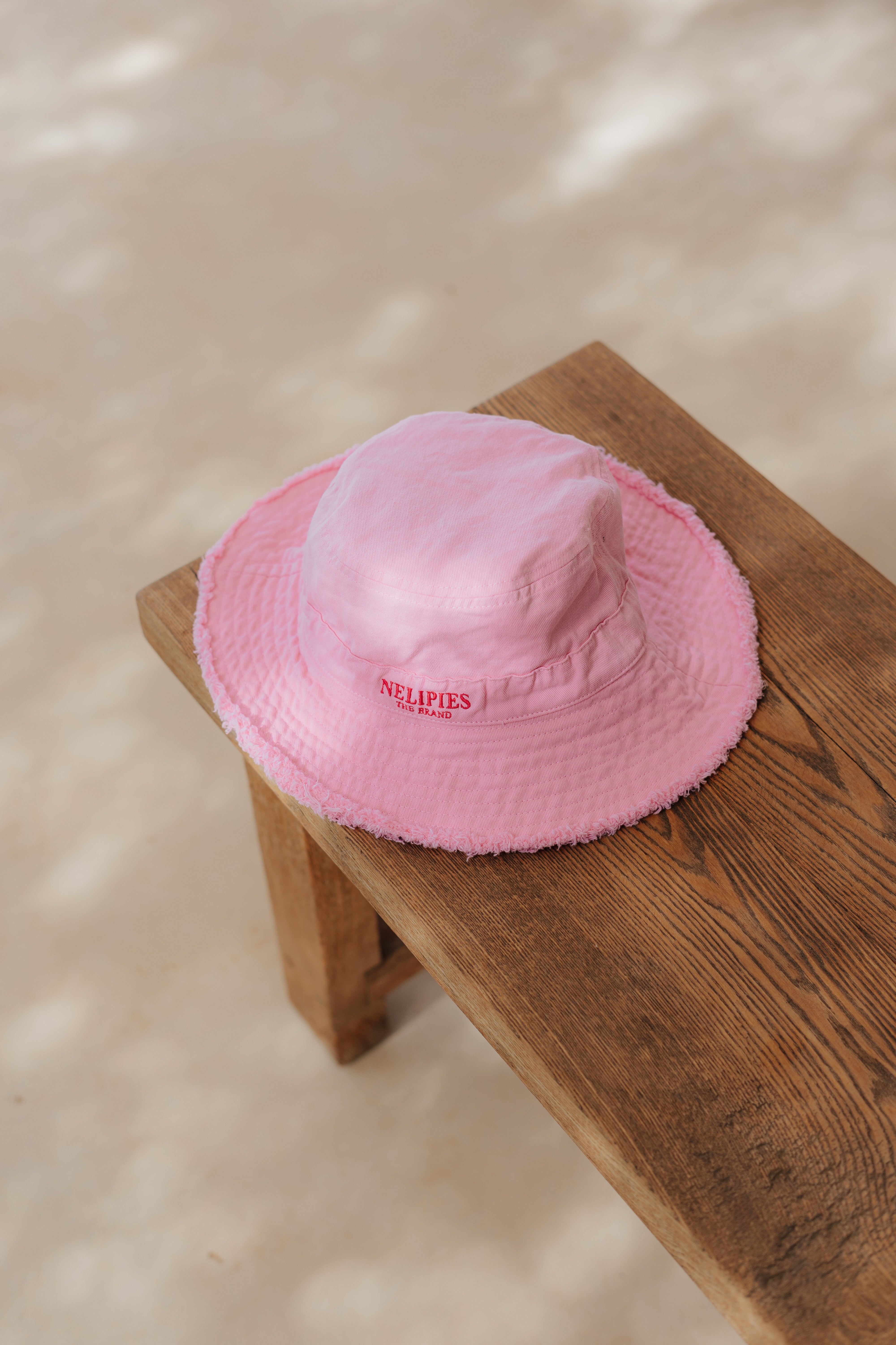 FISCHERHUT STRAWBERRY
