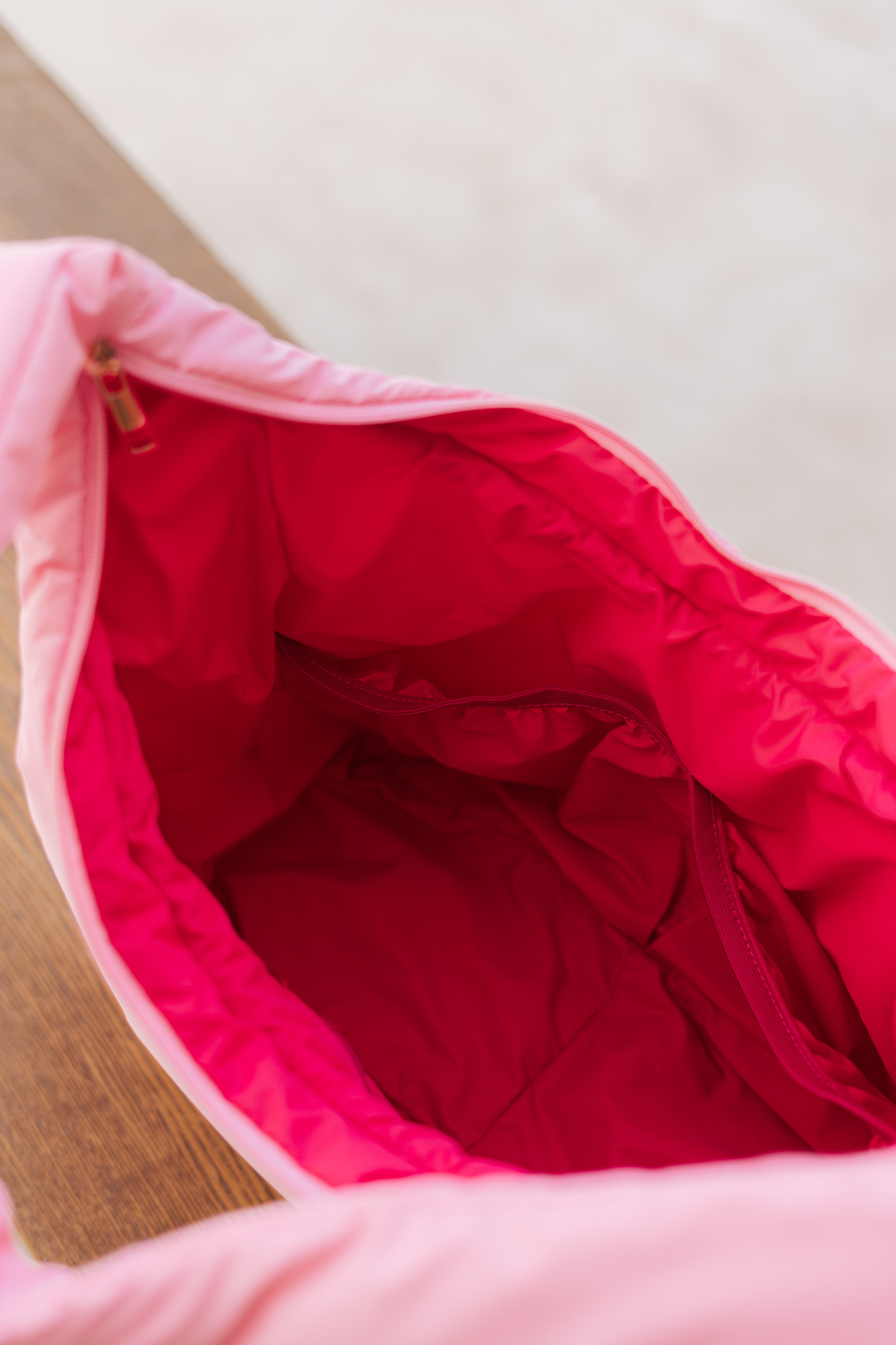 PUFFER HALFMOON BAG PINK