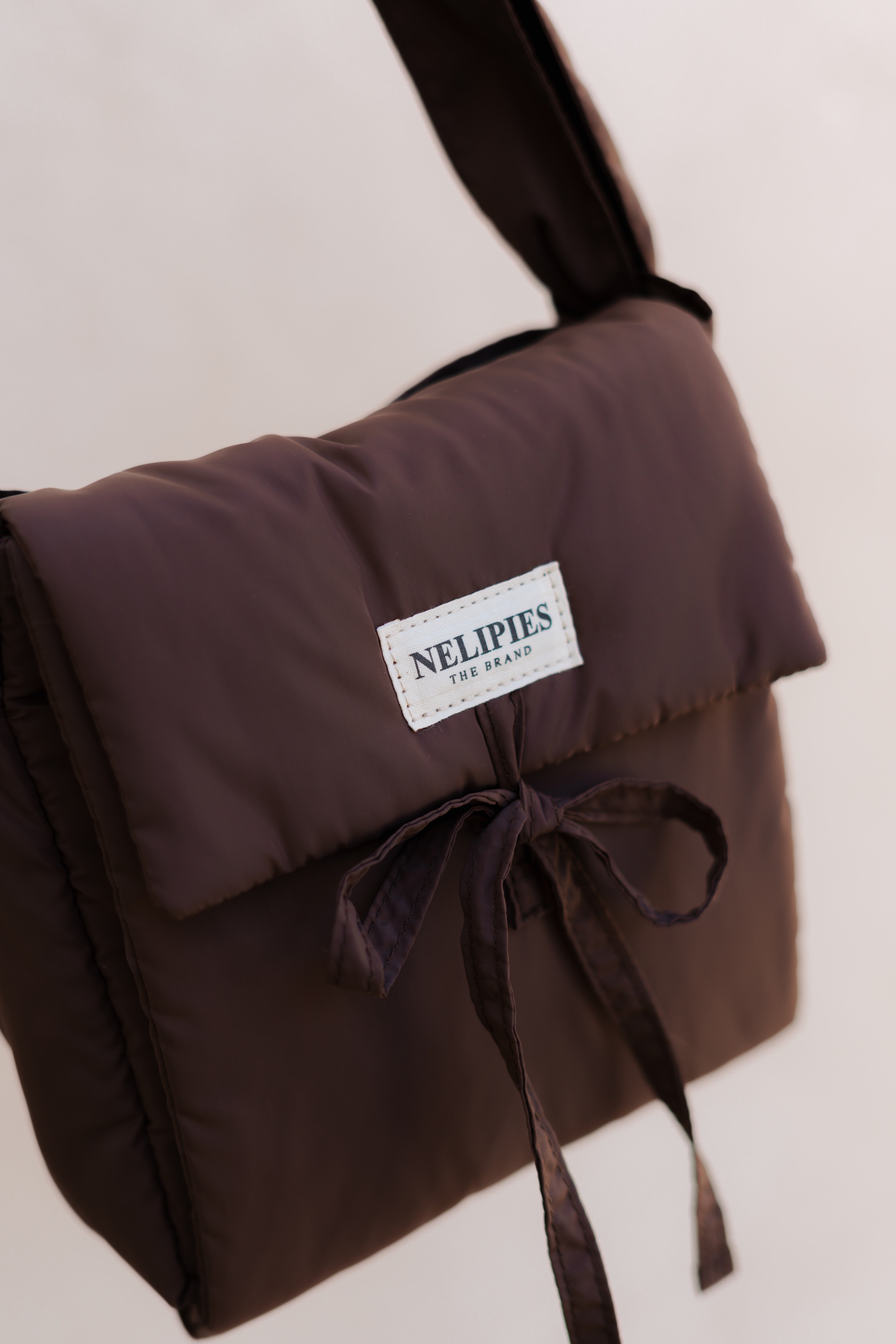 PUFFER BOW BAG BRAUN